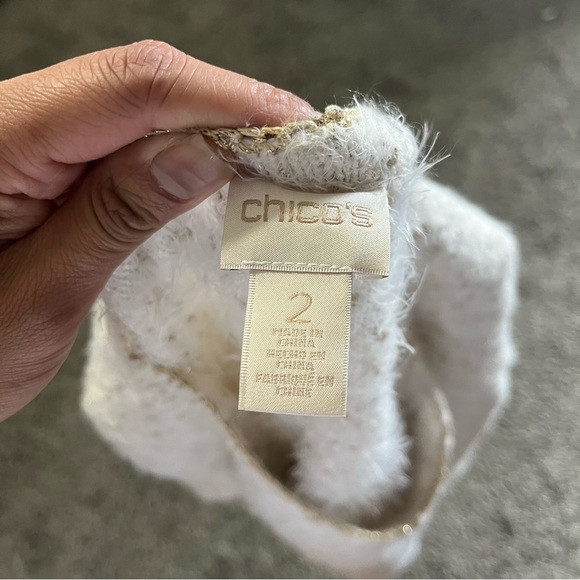 CHICOS 3/4th sleeve fuzzy top - Picture 4 of 5